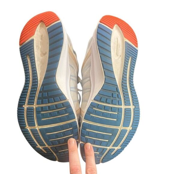 Nike Mens Quest 4 DA1105-101 White Casual Shoes Sneakers Size 12 - Picture 5 of 8